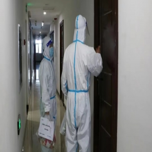 免費為業(yè)主“跑腿兒” | 隆泰物業(yè)筑牢疫情防控“紅色堡壘”